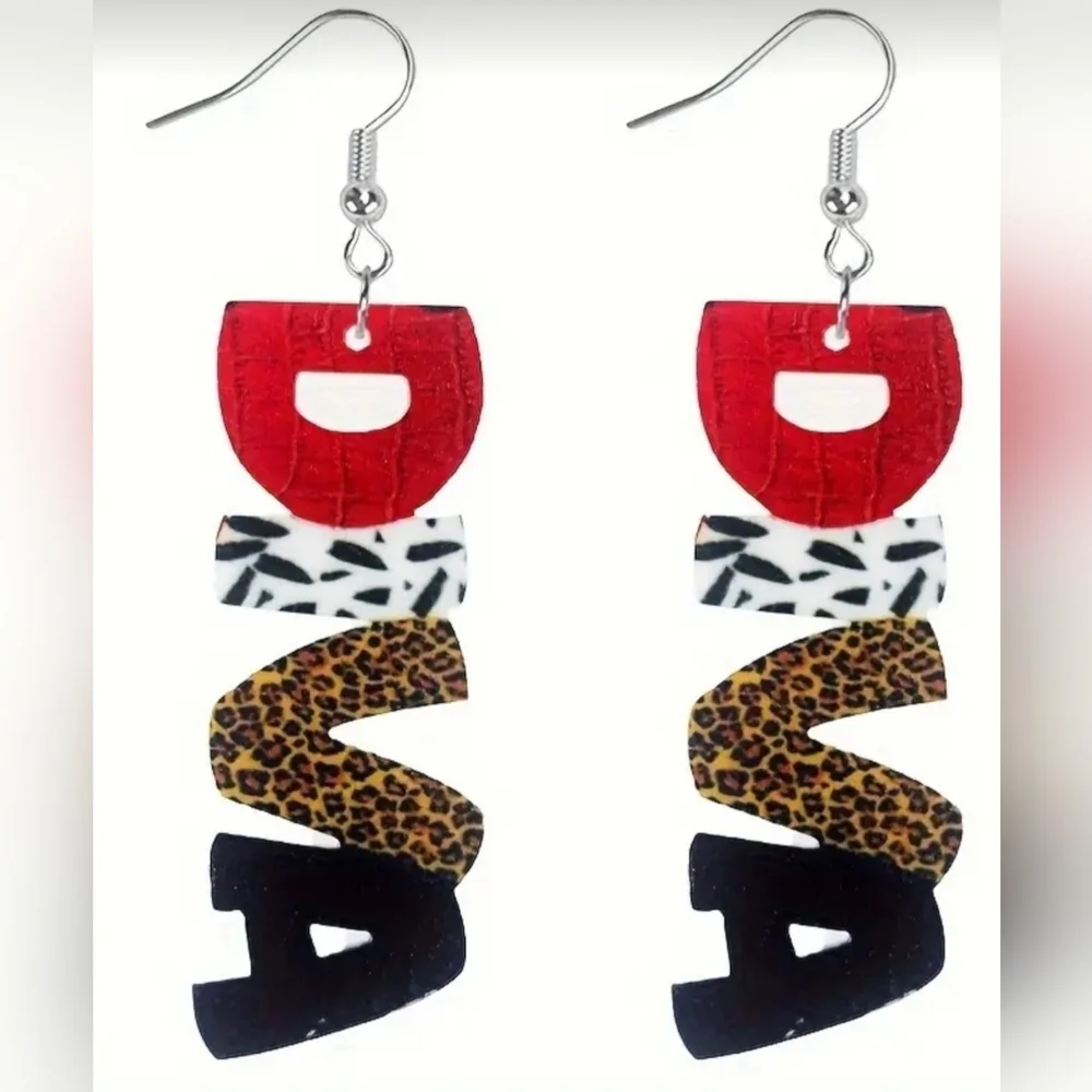 Statement Pair of Women's Earring With Leopard Print All-Season Gif